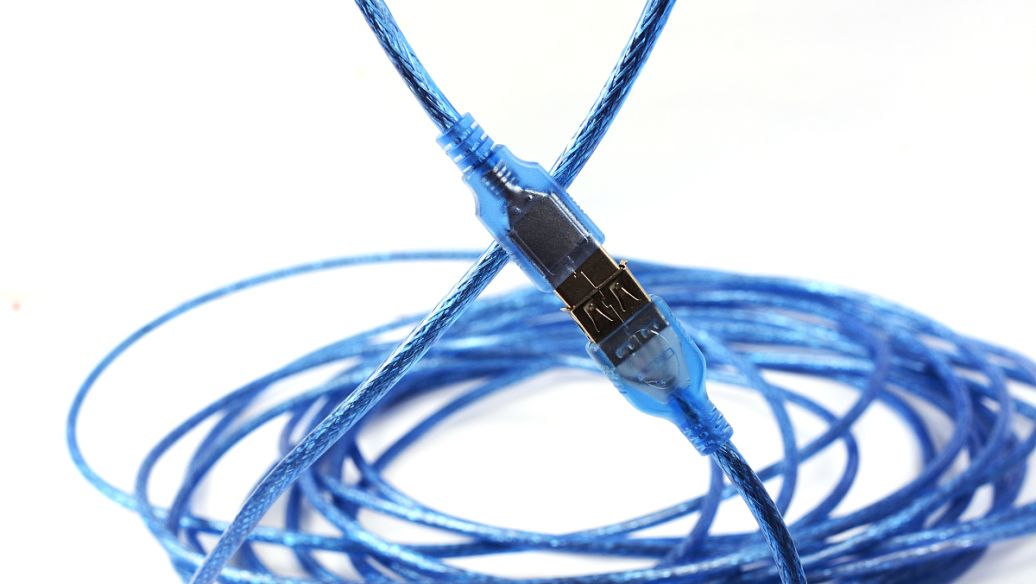 光纖通信行業采用UVLED固化爐